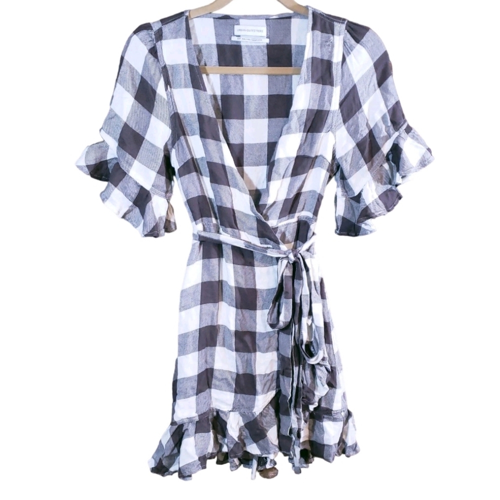 Urban Outfitters Frankie Buffalo Plaid Ruffled Wrap Dress Cottagecore Women's S - Picture 4 of 10
